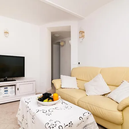 Carmen & Tosca Appartamento *