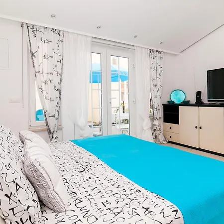 Carmen & Tosca * Ragusa