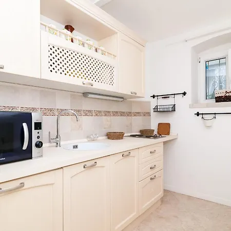 アパート カルメン ＆ トスカ ドゥブロブニク